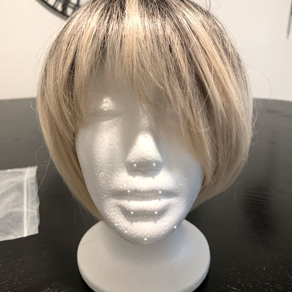 Ladies bob style wig